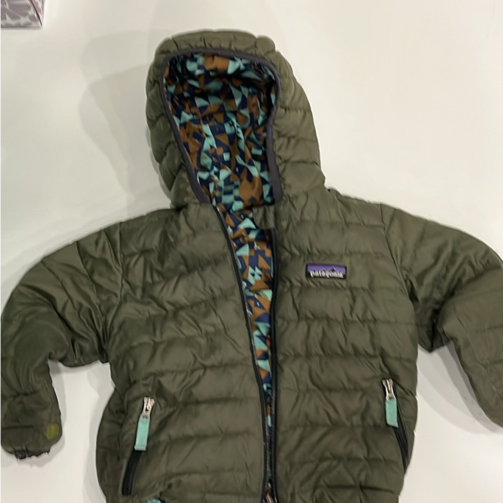 SOLD Patagonia Reversible Olive Green Hooded Jacket
